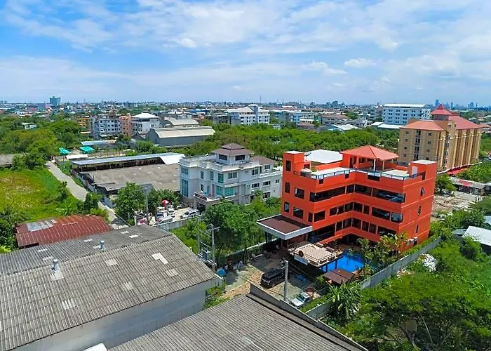 Thongtara House Boutique Srinakarin Hotel